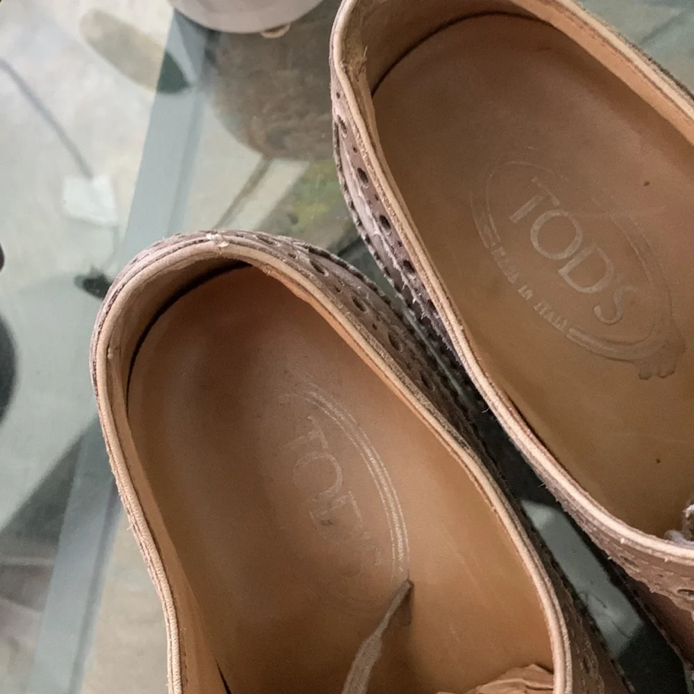 TOD’S Longwing Rubber Sole Brogues - Purposely Distressed